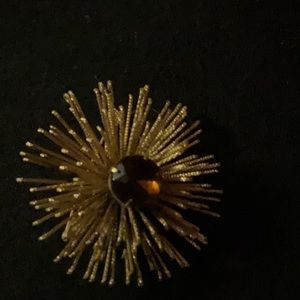 Vintage topaz/Amber colored brooch pin